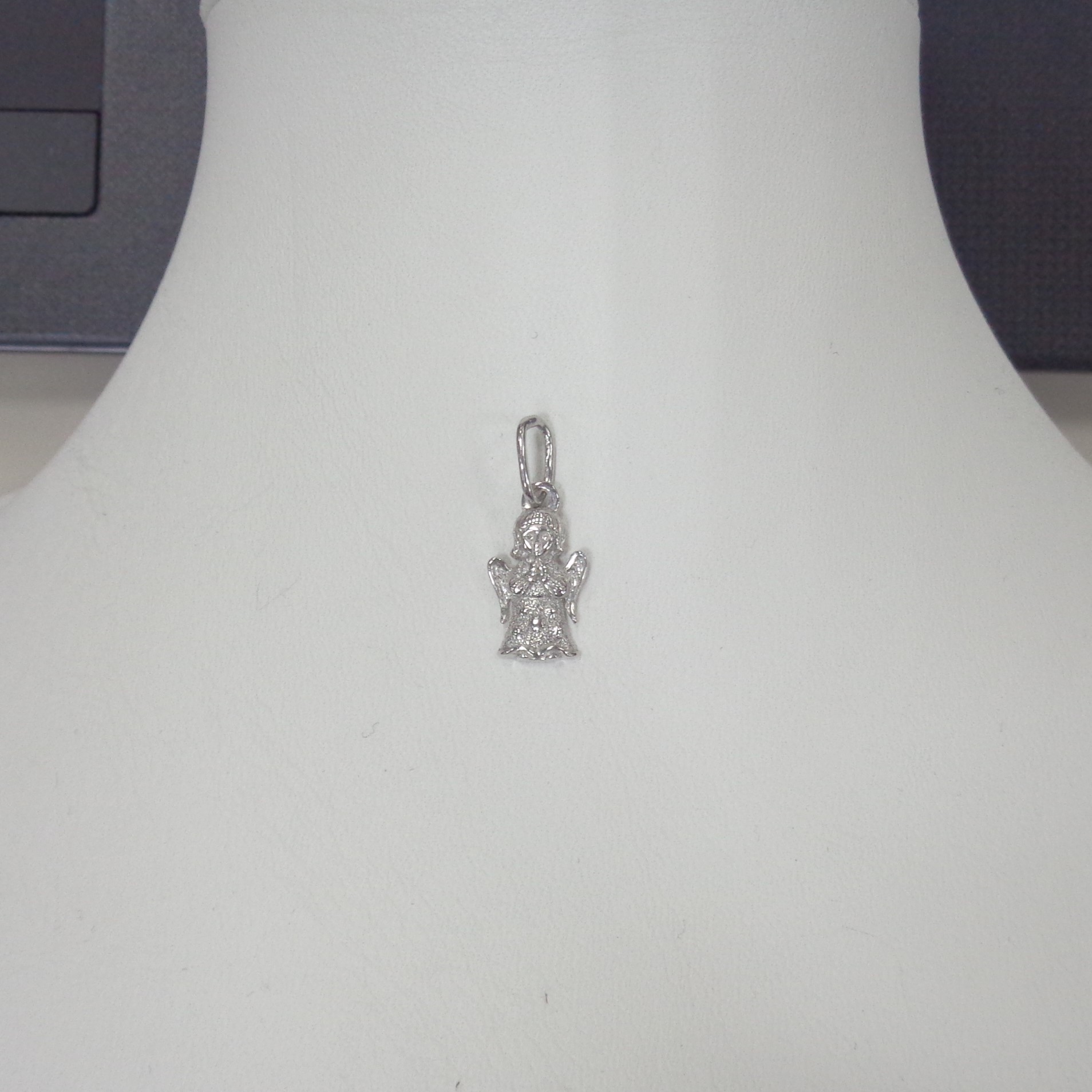 Серебряная подвеска 925 пробы;